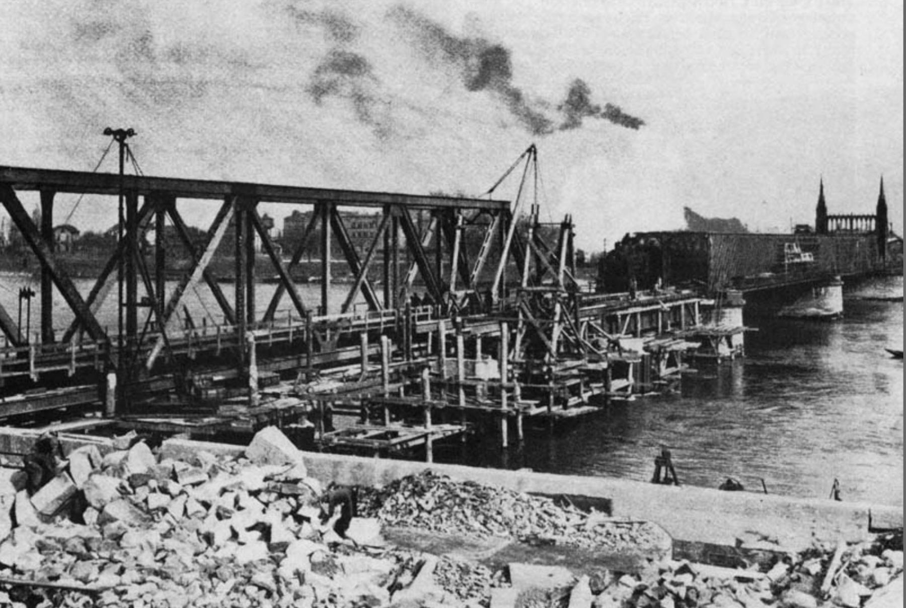 Ligne Maginot - 71SM - PONT RAIL DE KEHL - (DMP - Dispositif de Mine Permanent) - La reconstruction du pont par les allemands en juin 1940