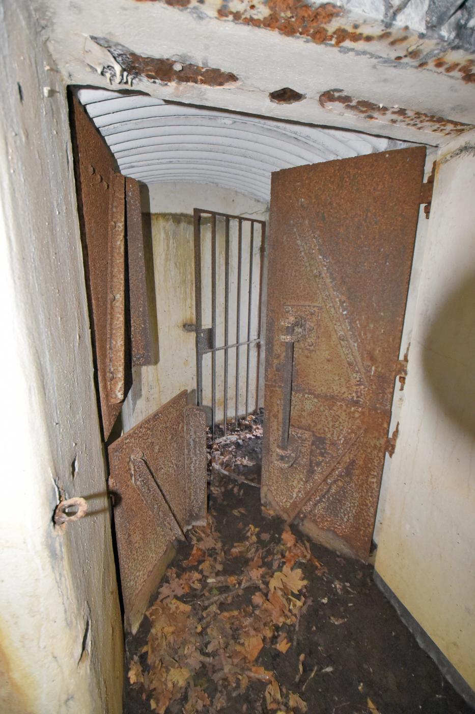 Ligne Maginot - SAINTE MARIE (168° RIF - 70° RAMF) - (PC de Sous-Secteur) - PC
L'une des entrées