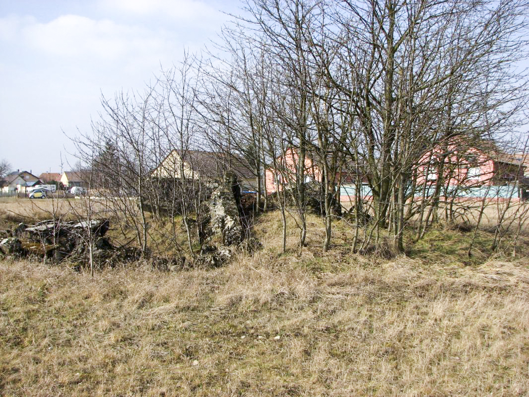 Ligne Maginot - AM DIETWEG - (Cuve pour arme d'infanterie) - Vue depuis le sud-est. L'emplacement est totalement détruit.