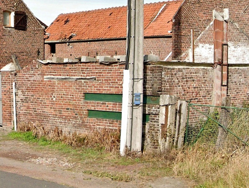 Ligne Maginot - BEF 63 - FERME DE LA HAUTE VOIE - (Blockhaus pour canon) - En cours de démolition en 2019