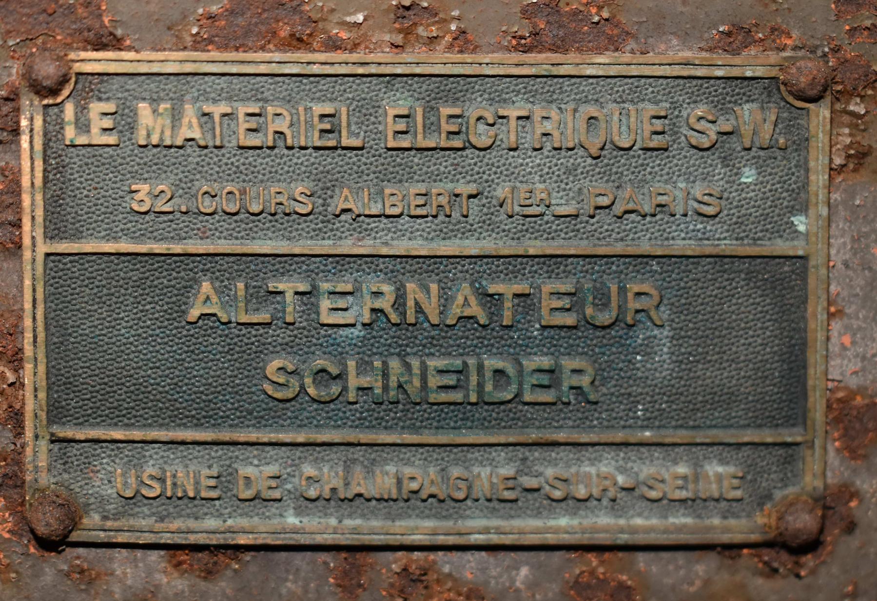 Ligne Maginot - LA FERTE - (Ouvrage d'infanterie) - Bloc 2
Plaque de générateur Schneider