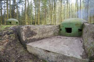 Ligne Maginot - WINECKERTHAL EST - (Casemate d'infanterie) - La cloche mitrailleuse et son créneau atypique
