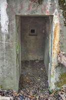 Ligne Maginot - SIERENTZ OUEST 1 (PA DE) - (Blockhaus pour canon) - Entrée des hommes et le créneau de défense au fond du couloir