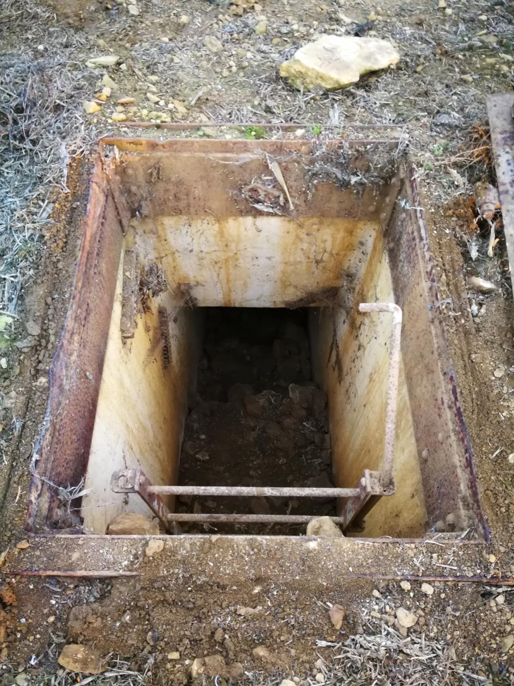 Ligne Maginot - 36 - (Chambre de coupure) - Le puits donnant accès à la chambre de coupure