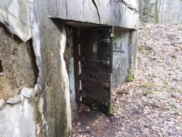 Ligne Maginot - GRAFENWEIHER CENTRE - (Casemate d'infanterie) - L'entrée de la casemate et sa porte blindée