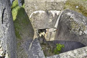 Ligne Maginot - Casemate du Sporeninsel - L'accès à la casemate depuis la berge