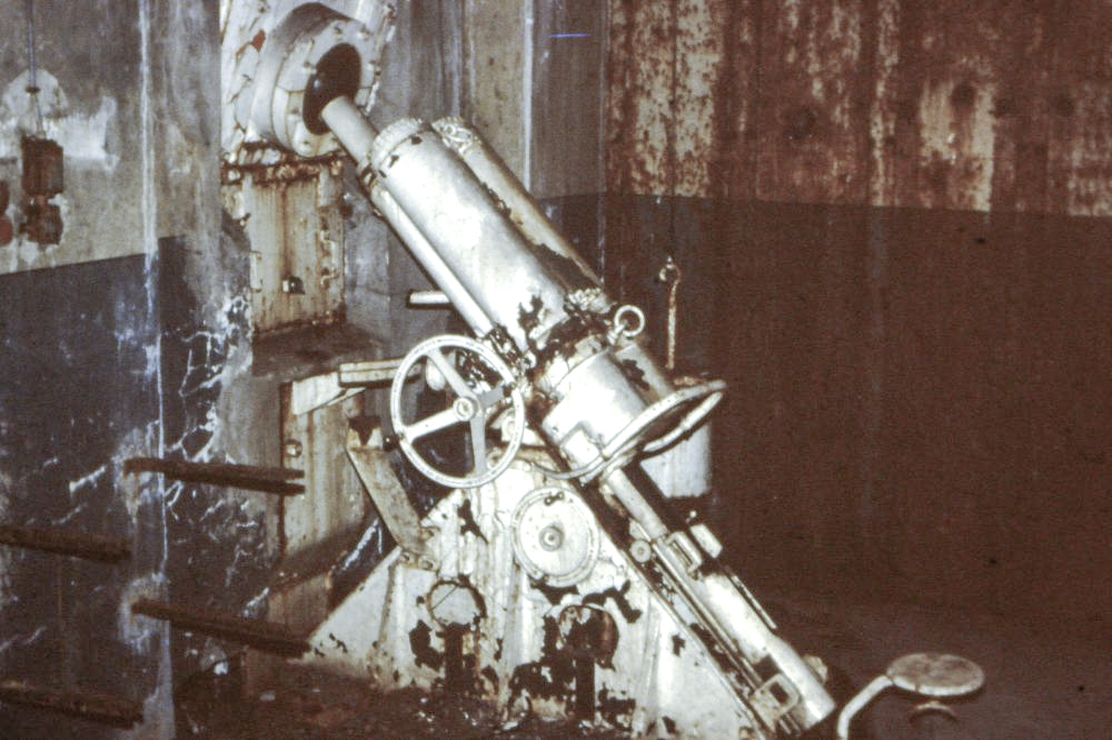 Ligne Maginot - SOETRICH - A11 - (Ouvrage d'artillerie) - Bloc 3
Mortier de 81 mm
Photo de novembre 1992
