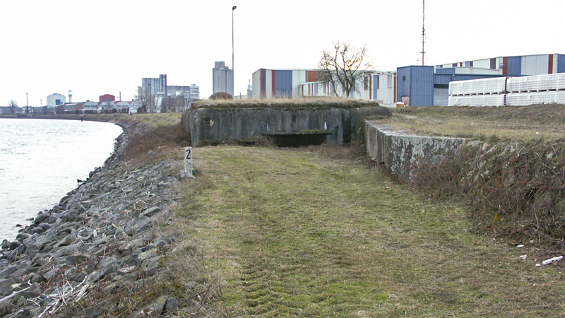 Ligne Maginot - Casemate du Sporeninsel - Vue sur la chambre de tir nord