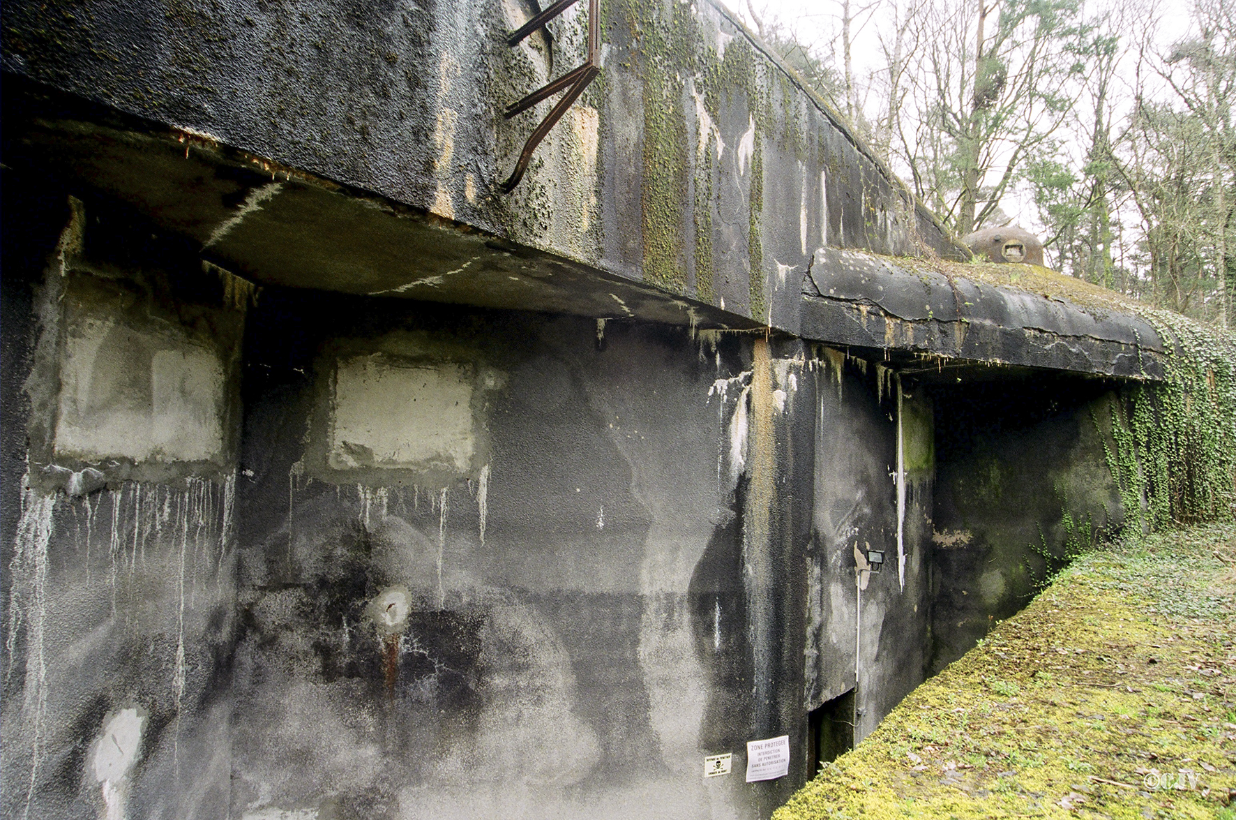 Ligne Maginot - HOCHWALD - (Ouvrage d'artillerie) - Bloc 7 
Entrée hommes Est