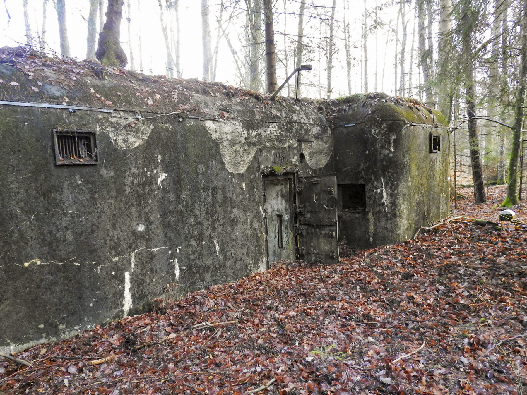 Ligne Maginot - GRAFENWEIHER NORD OUEST - (Casemate d'infanterie - double) - La façade arrière de la casemate