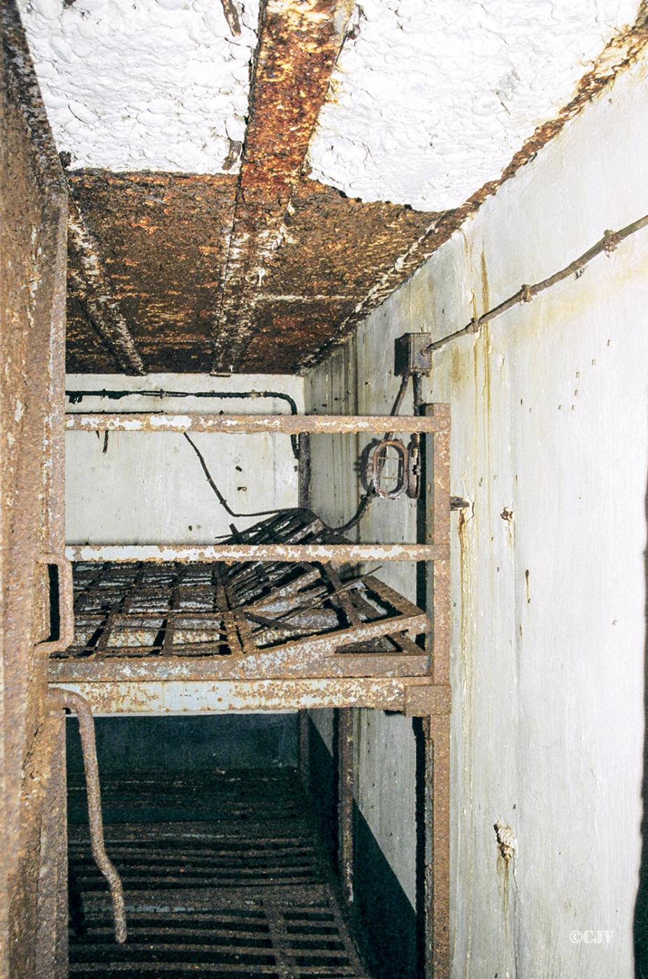 Ligne Maginot - HOCHWALD C3 ( Casemate d'infanterie ) - Chambre de repos pour 8 hommes