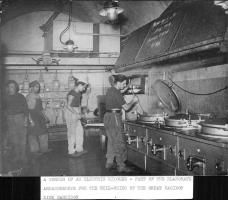 Ligne Maginot - MONT DES WELCHES - A21 - (Ouvrage d'artillerie) - La cuisine troupe de l'ouvrage
Photo destinée à la presse et publiée aux États Unis