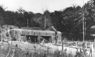 Ligne Maginot - MICHELSBERG - A22 - (Ouvrage d'artillerie) - L'entrée munitions en 1940
Après que les barraquements du temps de paix aient été détruits pour libérer les champs de tir