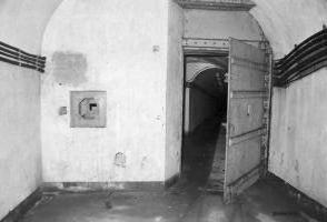 Ligne Maginot - Ouvrage d'artillerie du MONTE-GROSSO - Les galeries en 1983
