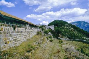 Ligne Maginot - Le fort de PICCIARVET - Magasin d'artillerie