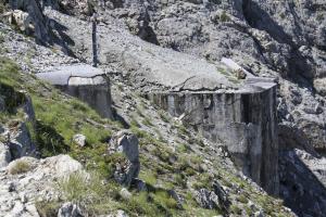 Ligne Maginot - JANUS - (Ouvrage d'artillerie) - Bloc 2 et cheminée