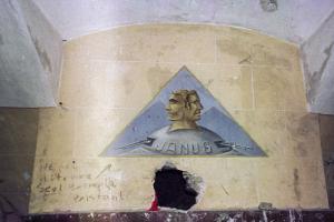 Ligne Maginot - Fort du RANDOUILLET - La célèbre fresque de Janus. Elle a aujourd'hui quasiment disparue.