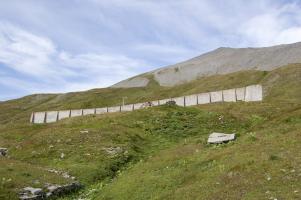 Ligne Maginot - Baraquements du Fréjus - Le mur paravalanche