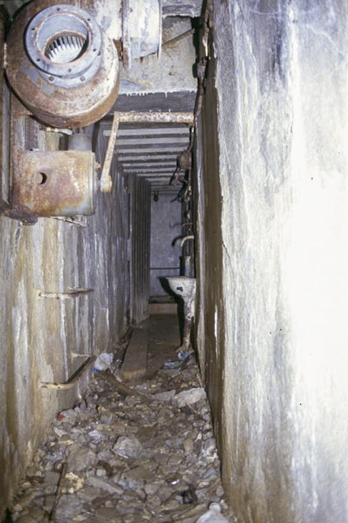 Ligne Maginot - LARCHE (L) - (Ouvrage d'infanterie) - Restant de la ventilation et sanitaires