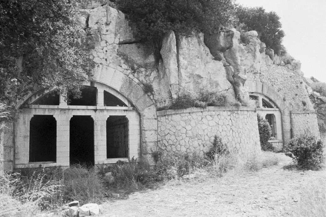 Ligne Maginot - Abri caverne de la TETE de CHIEN - Les deux premiers abris