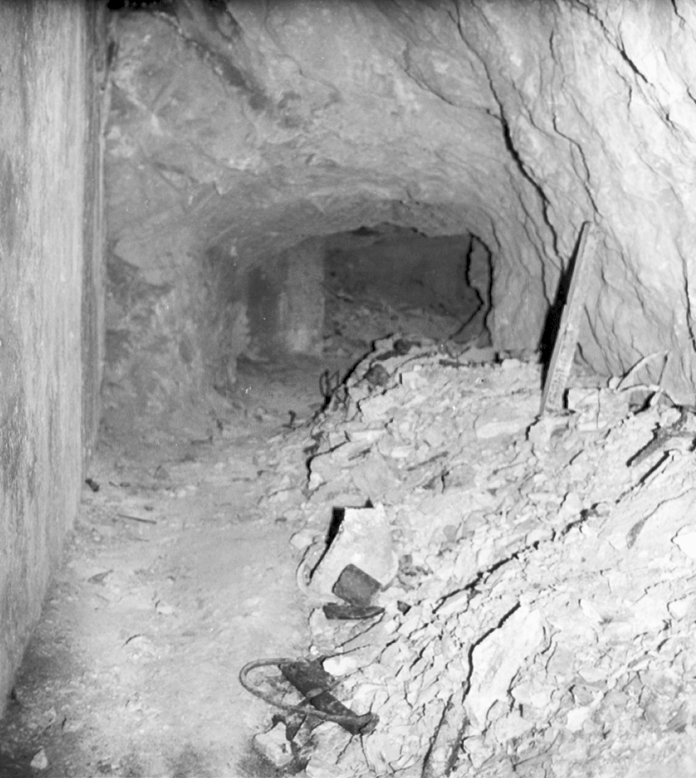 Ligne Maginot - CAP MARTIN - (Ouvrage d'artillerie) - Bloc 2
Reste de fouilles de la construction