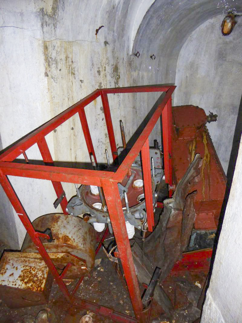 Ligne Maginot - GRANGES COMMUNES - (Ouvrage d'infanterie) - Restes du transformateur