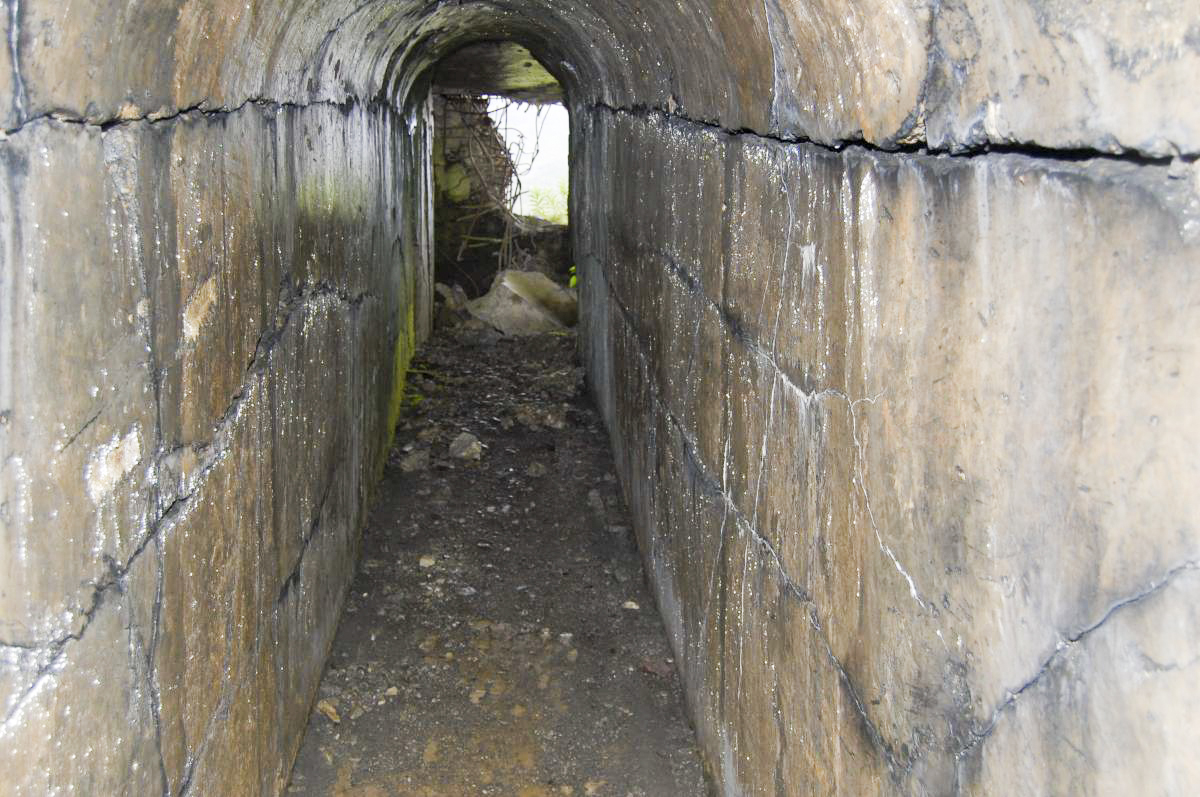 Ligne Maginot - REVETS - (Ouvrage d'infanterie) - Couloir vers bloc 2