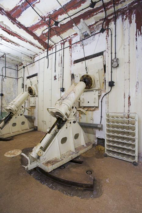 Ligne Maginot - Ouvrage d'artillerie du PAS du ROC - Bloc 4
Mortier de 81 mle 32
Les tubes ont été coupés pour neutraliser les armes