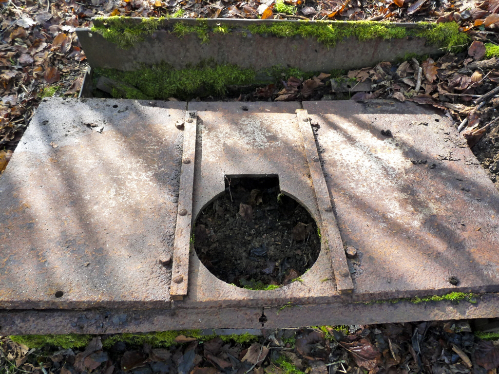 Ligne Maginot - O113 - BELLEVUE - (Observatoire d'artillerie) - Les restes de la guérite d'observation