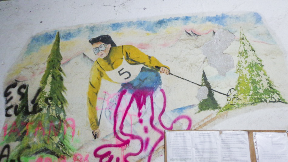 Ligne Maginot - ROQUEBRUNE - CORNILLAT - (Ouvrage d'artillerie) - Bloc 1
Le même peinture murale en 2014