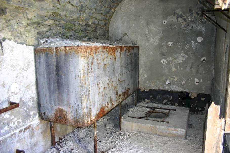 Ligne Maginot - Fort du Sapey - Le puits alimentant l'ouvrage en eau