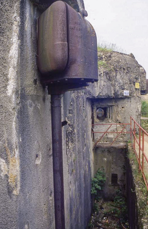 Ligne Maginot - NORD-OUEST DE SINGLING DROITE - (Casemate d'infanterie) - Le fossé