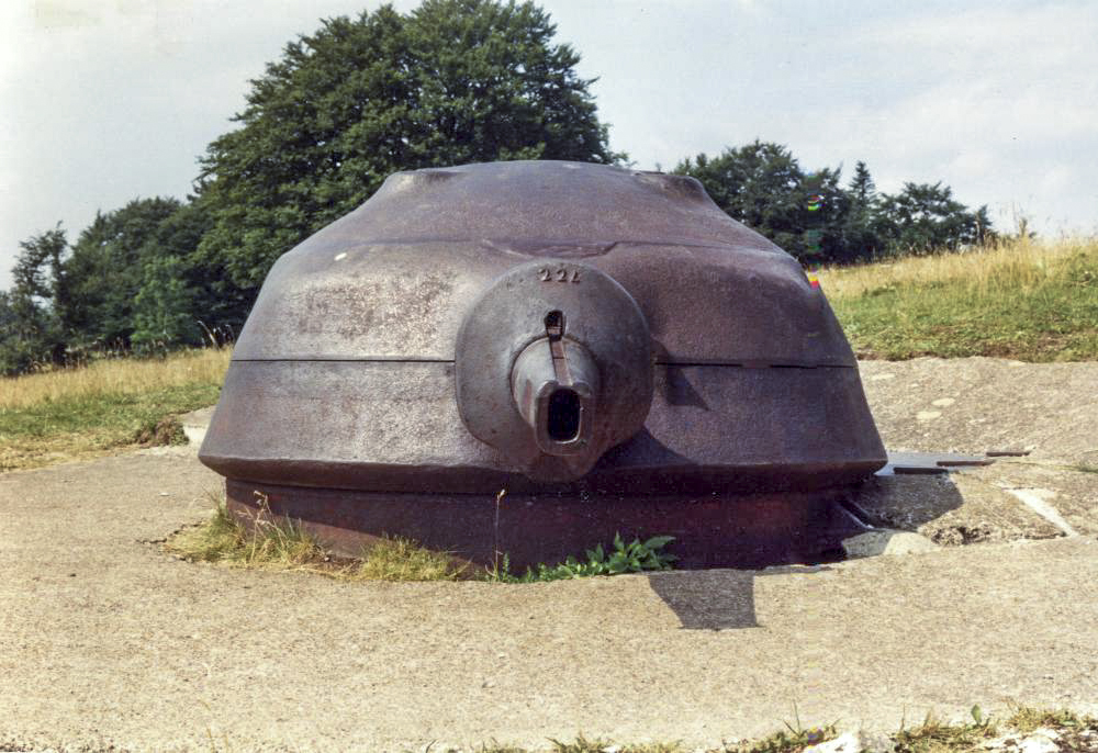 Ligne Maginot - GRANGES MIROIR (TD N°368) - (Cuve pour arme d'infanterie) - 