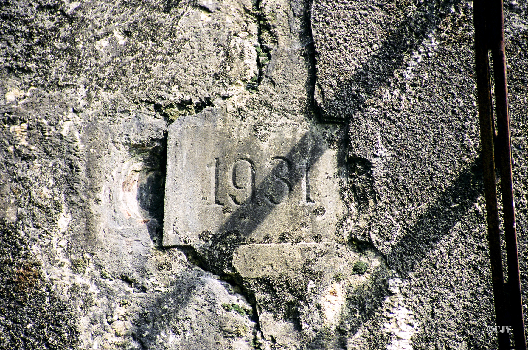 Ligne Maginot - Abri du Bucholtzberg - Cartouche '1931' sur la façade