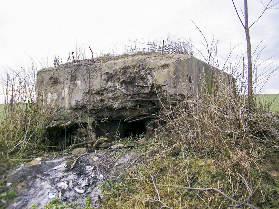 Ligne Maginot - KERNEIS (Blockhaus pour arme infanterie) - Créneau de tir