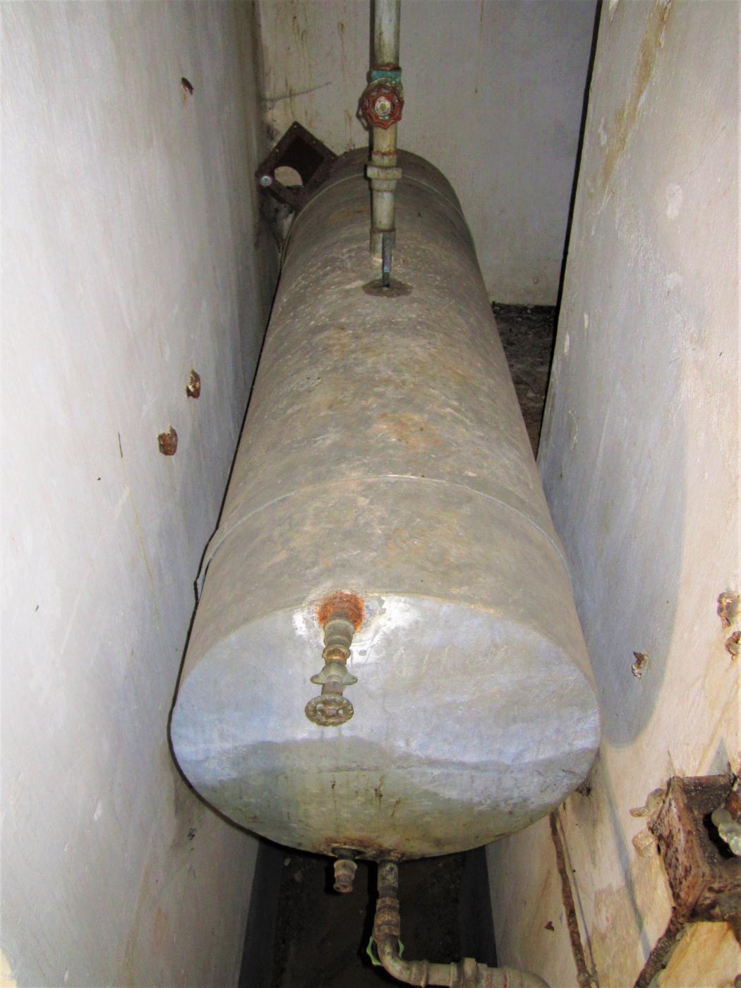 Ligne Maginot - HOCHWALD C3 - (Casemate d'infanterie - double) - Réservoir de gasoil du groupe électrogène