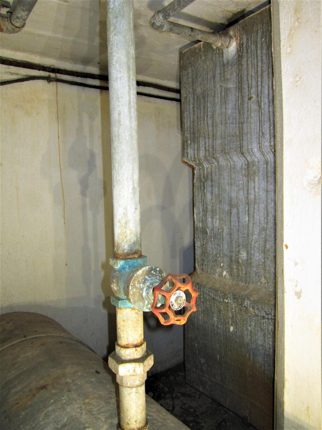 Ligne Maginot - HOCHWALD C3 - (Casemate d'infanterie - double) - Citerne de distribution d'eau potable, à coté du réservoir de gasoil