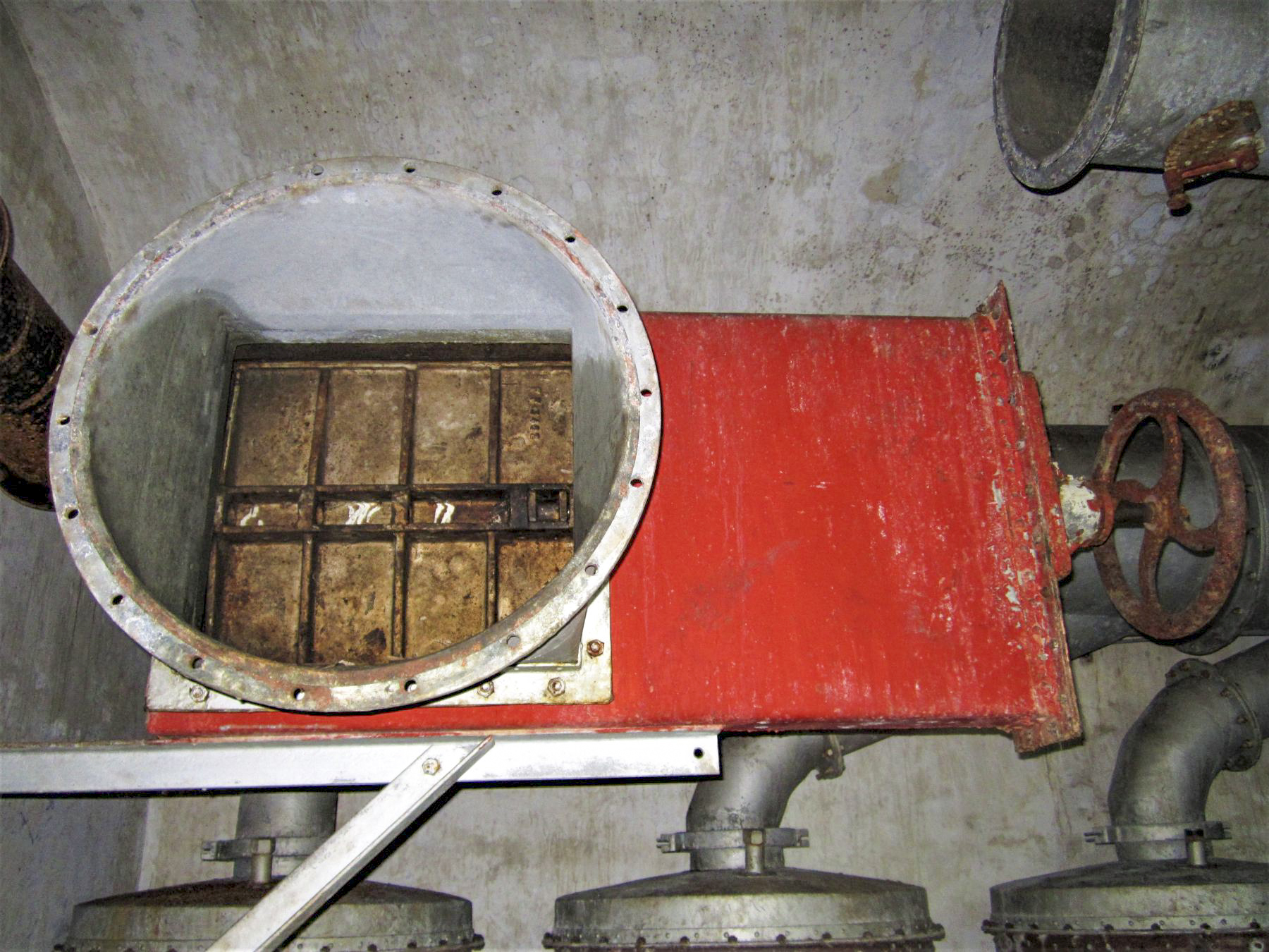 Ligne Maginot - PETIT REDERCHING - (Abri) - Salle des filtres
Vanne