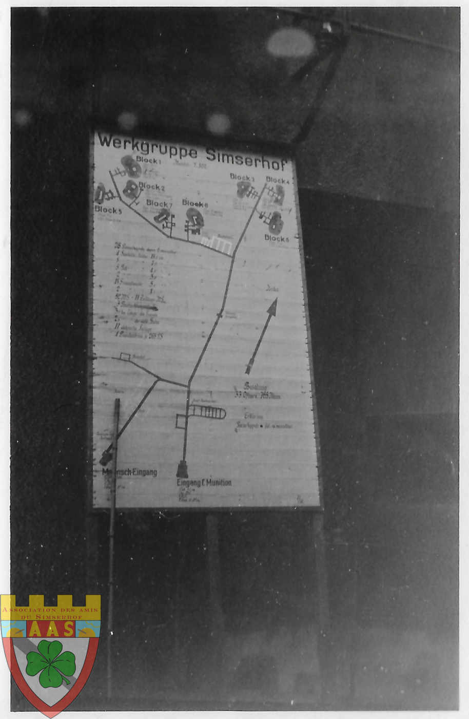 Ligne Maginot - SIMSERHOF - (Ouvrage d'artillerie) - Premier type de panneau explicatif présenté aux soldats allemands en visite.