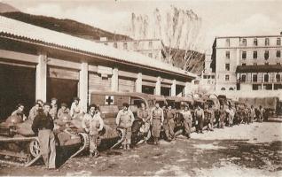 Ligne Maginot - CASERNE JACQUEMOT (QUARTIER CRAPLET - 15° BCA) - (Casernement) - 11ème B.C.A
Le garage du Bataillon des Chasseurs Alpins