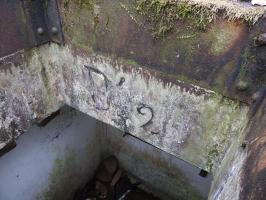 Ligne Maginot - D'2 - (Chambre de coupure) - Le numéro est gravé dans le puits