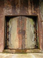 Ligne Maginot - KOBENBUSCH  - A13 - (Ouvrage d'artillerie) - Bloc 7
Casemate d'artillerie. Volet blindé en place sur l'une des trois embrasures.