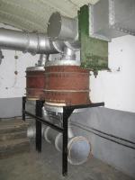 Ligne Maginot - BUCHHOLZBERG - (Abri) - Vanne air pur permettant le passage par les filtres
Ouverte en régime gazé. Fermé en régime air pur