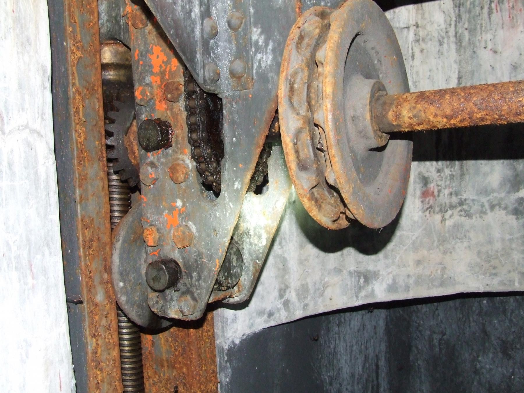 Ligne Maginot - FREUDENBERG - (Casemate d'infanterie) - Le mécanisme de la cloche JM