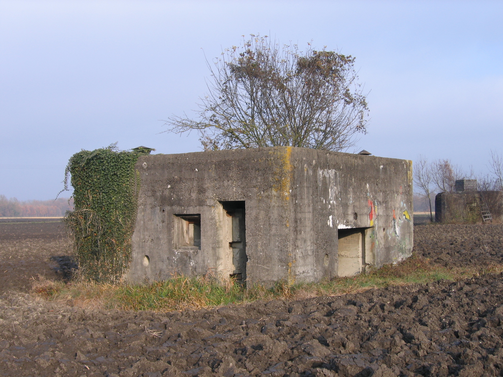 Ligne Maginot - HILGEN CENTRE - (Blockhaus pour canon) - 