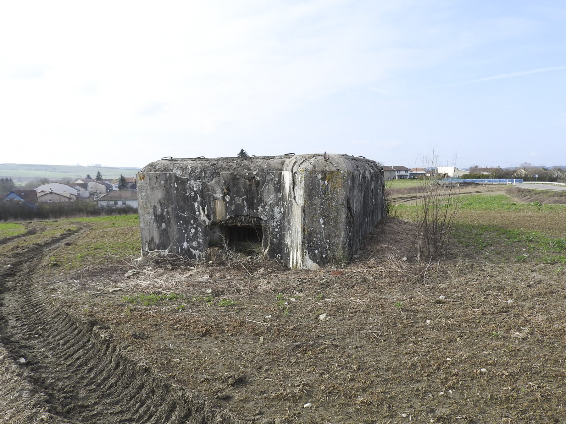 Ligne Maginot - PONTPIERRE NORD 1 - (Blockhaus pour arme infanterie) - La façade de tir