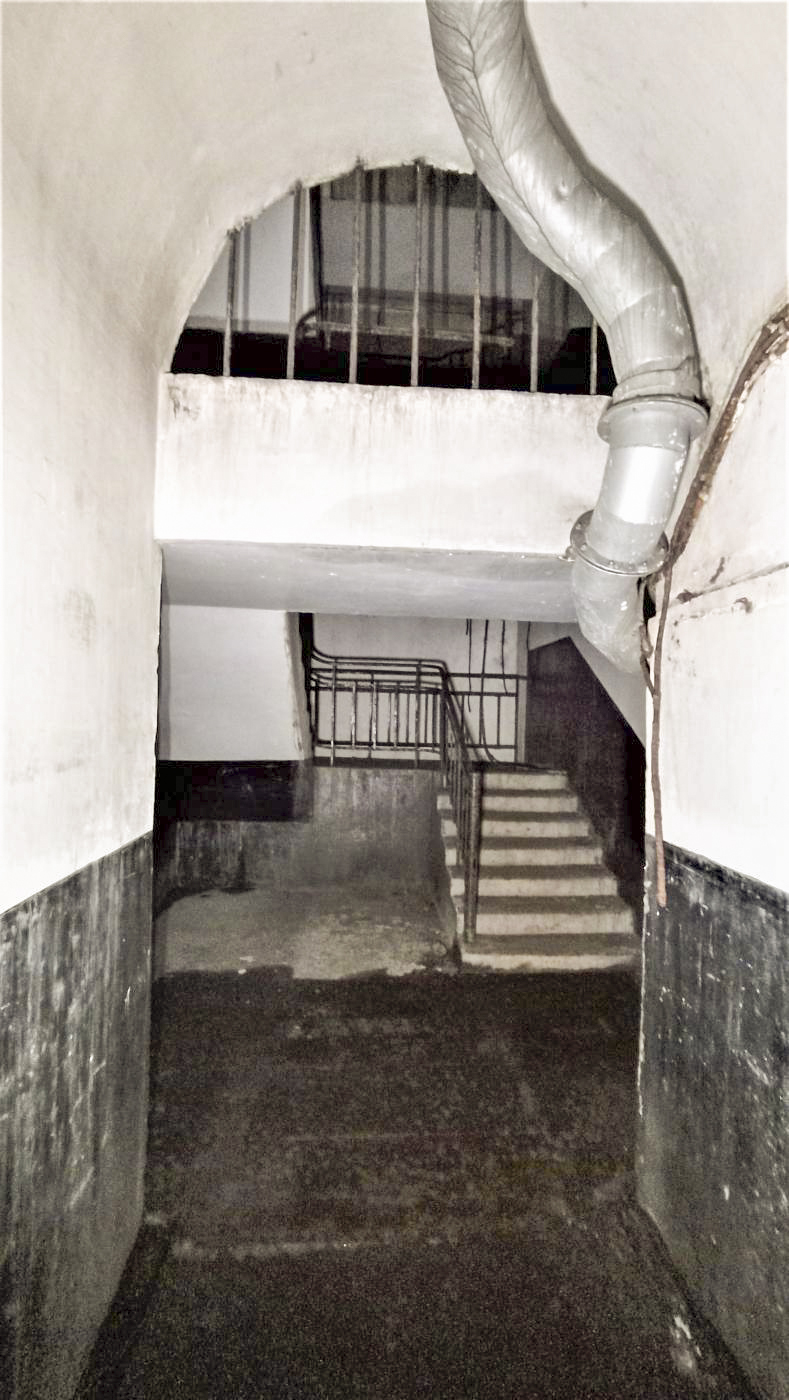 Ligne Maginot - FREUDENBERG (QUARTIER SCHIESSECK - I/37° RIF) - (Abri) - Pied de la cage d'escalier du coffre Ouest