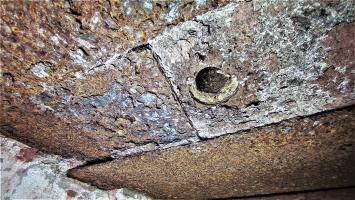 Ligne Maginot - LANGTHAL 1 - (Blockhaus pour arme infanterie) - Orifice périscopique dans la chambre de tir FM obstrué par une plaque