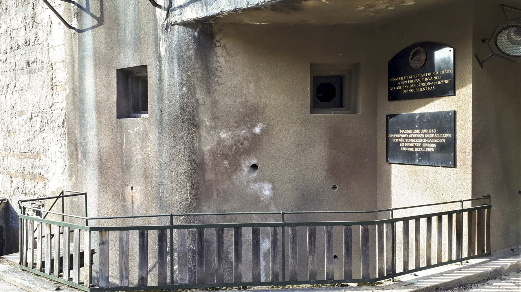 Ligne Maginot - FOUR A CHAUX - FAC - (Ouvrage d'artillerie) - Entrée munitions
Créneaux FM
