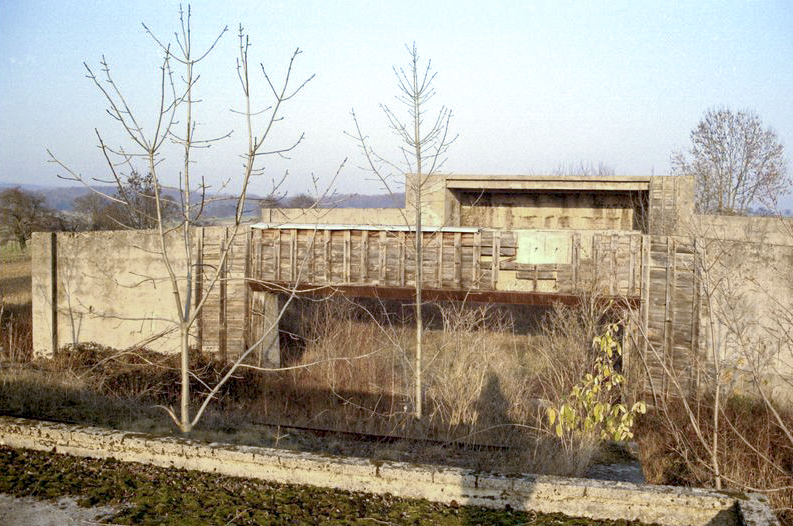 Ligne Maginot - LANGENSOULTZBACH - (Stand de tir) - Vue générale du stand de tir depuis la casemate d'exercice 